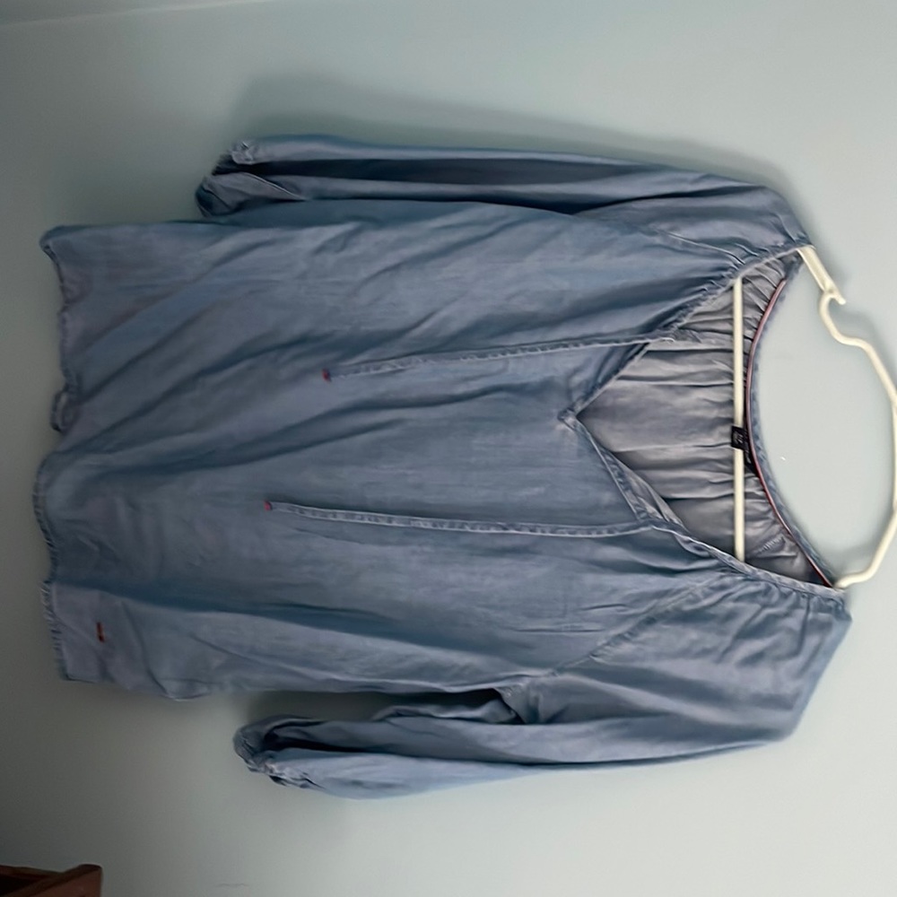 Tommy Hilfiger shirt